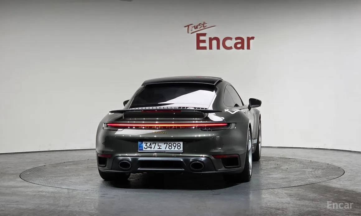 Фото 4 - Porsche 911