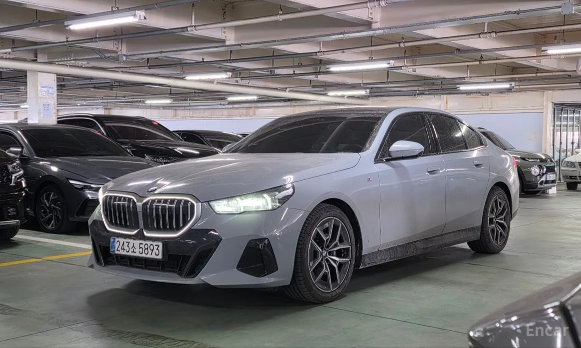 Фото 1 - BMW 5 Series