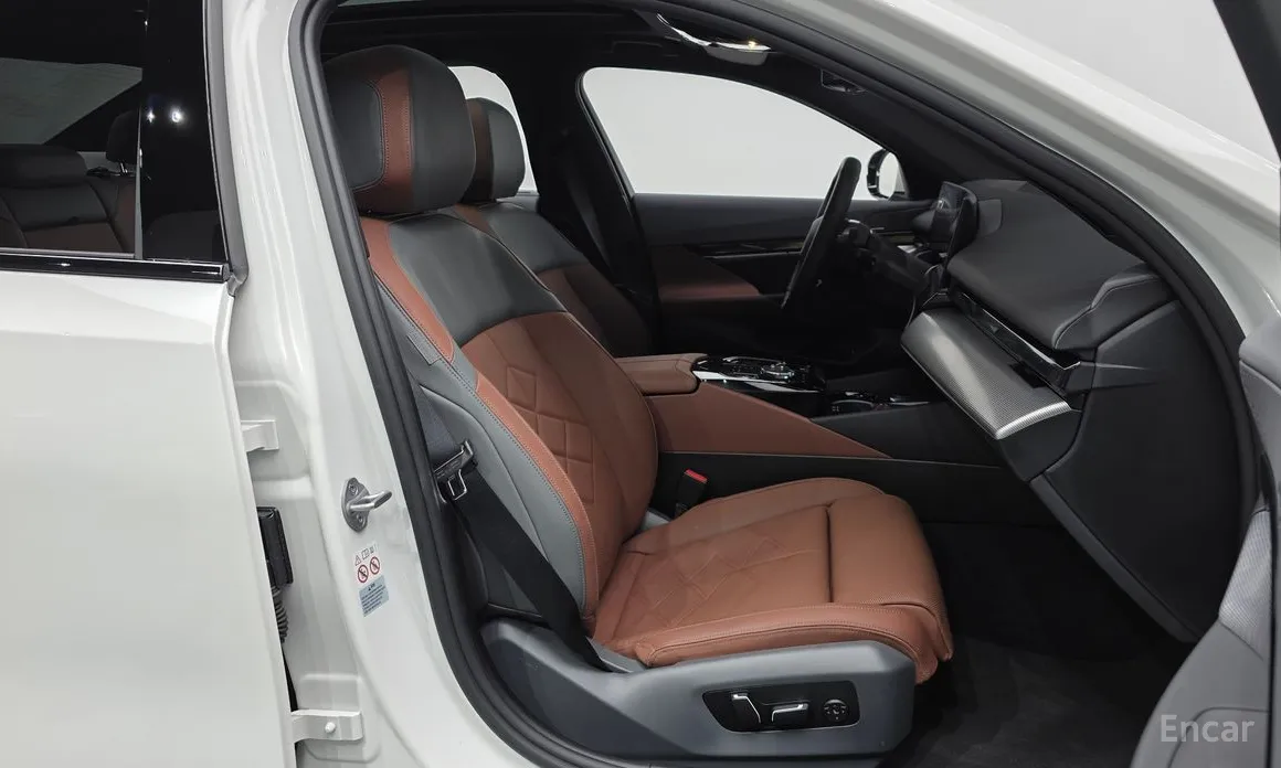 Фото 11 - BMW 5 Series