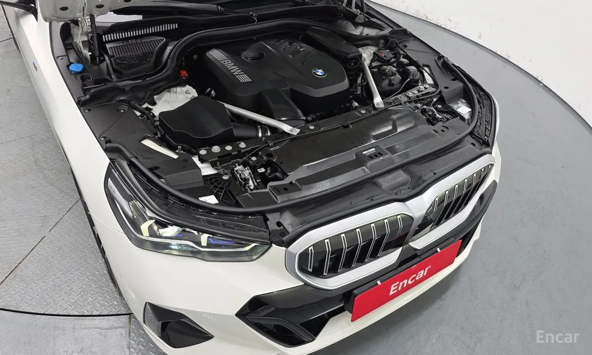 Фото 6 - BMW 5 Series