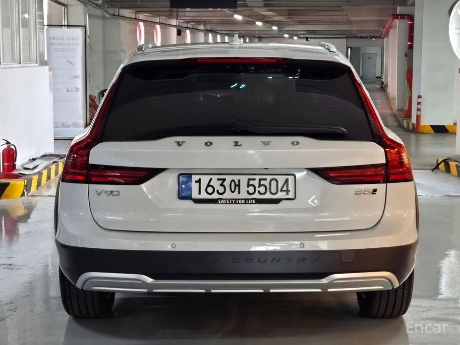 Фото 4 - Volvo V90