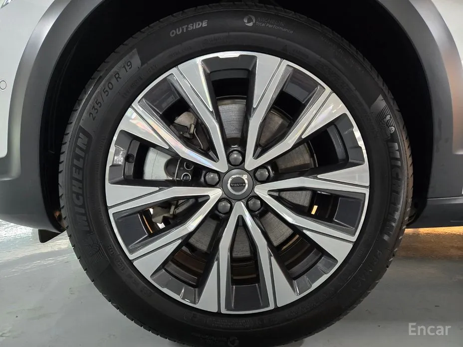 Фото 5 - Volvo V90