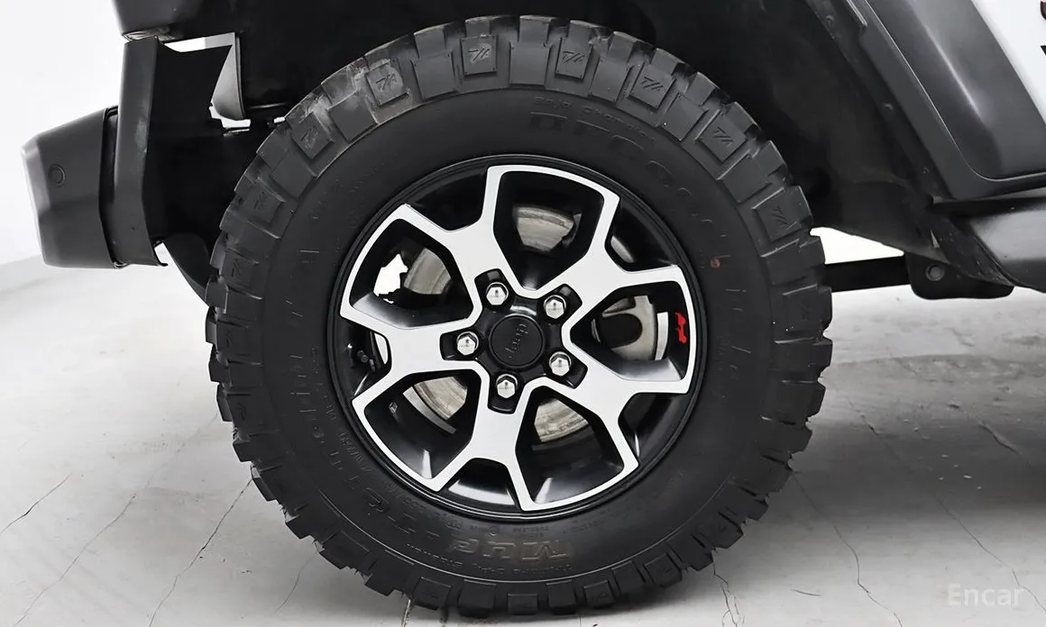 Фото 5 - Jeep Wrangler