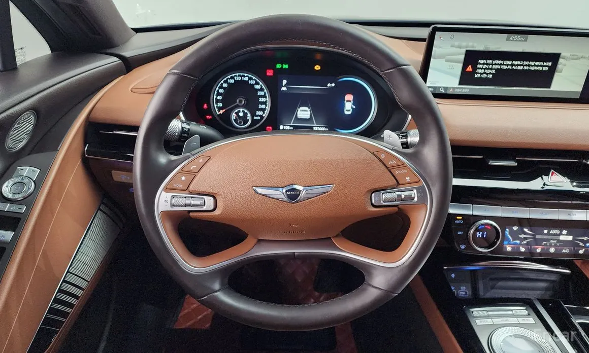 Фото 13 - Genesis G80