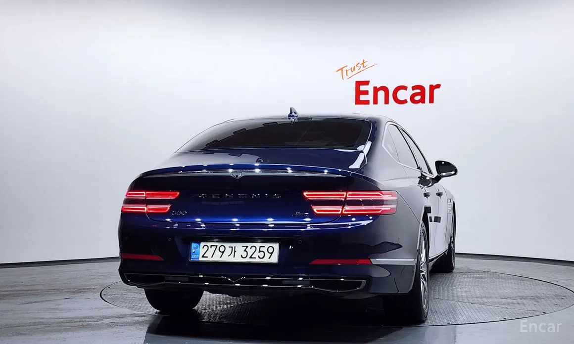 Фото 4 - Genesis G80