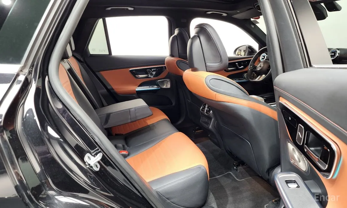 Фото 12 - Mercedes-Benz GLC-Class