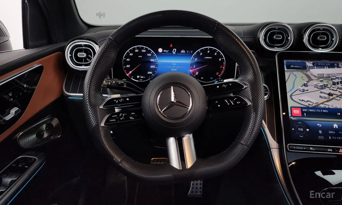 Фото 13 - Mercedes-Benz GLC-Class