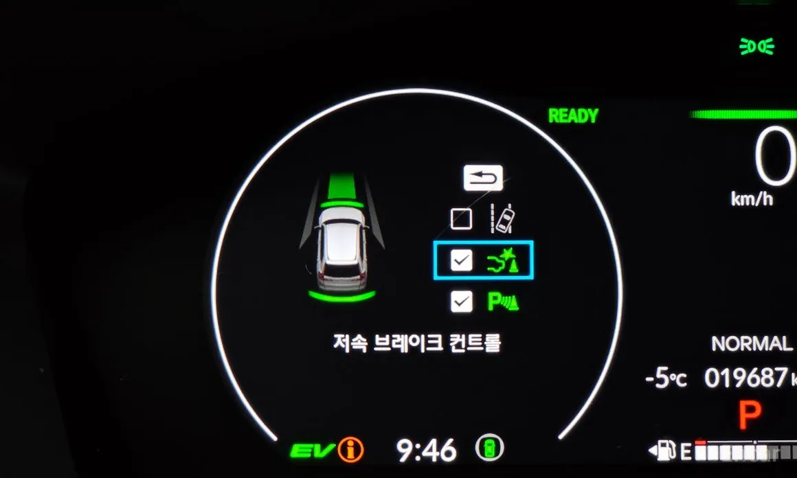 Фото 16 - Honda CR-V