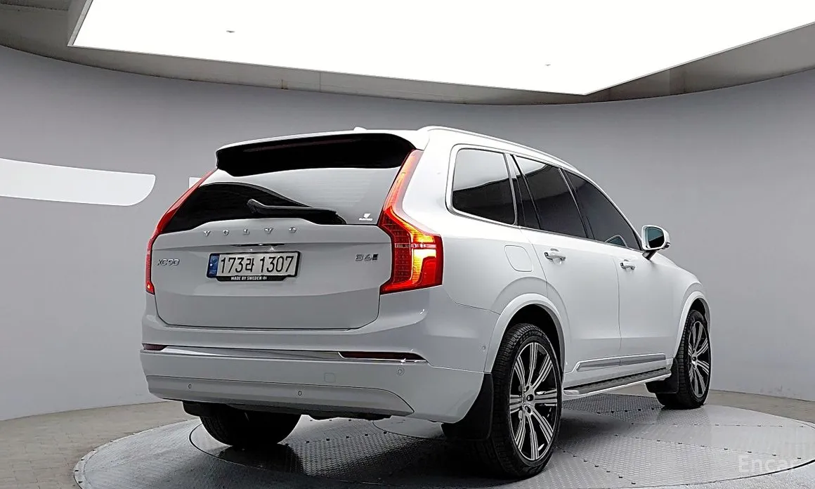 Фото 2 - Volvo XC90