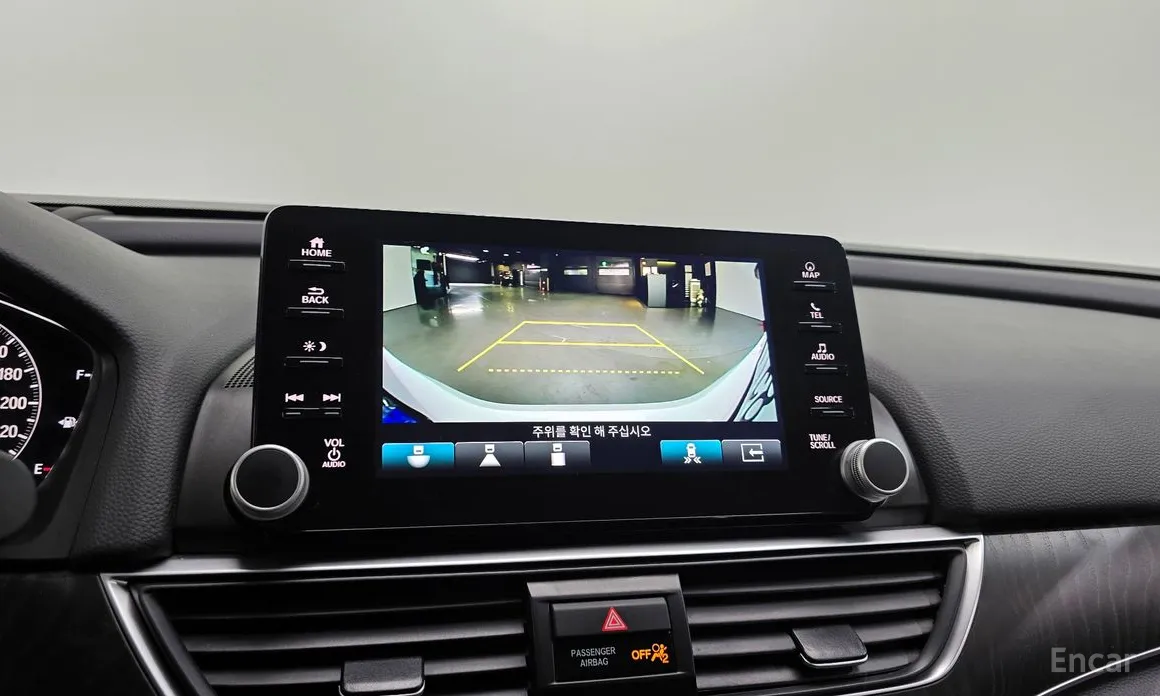 Фото 16 - Honda Accord