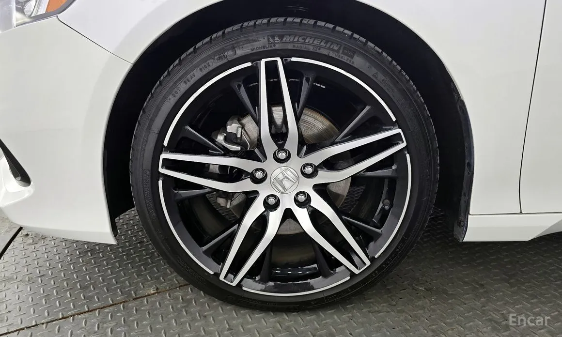 Фото 5 - Honda Accord