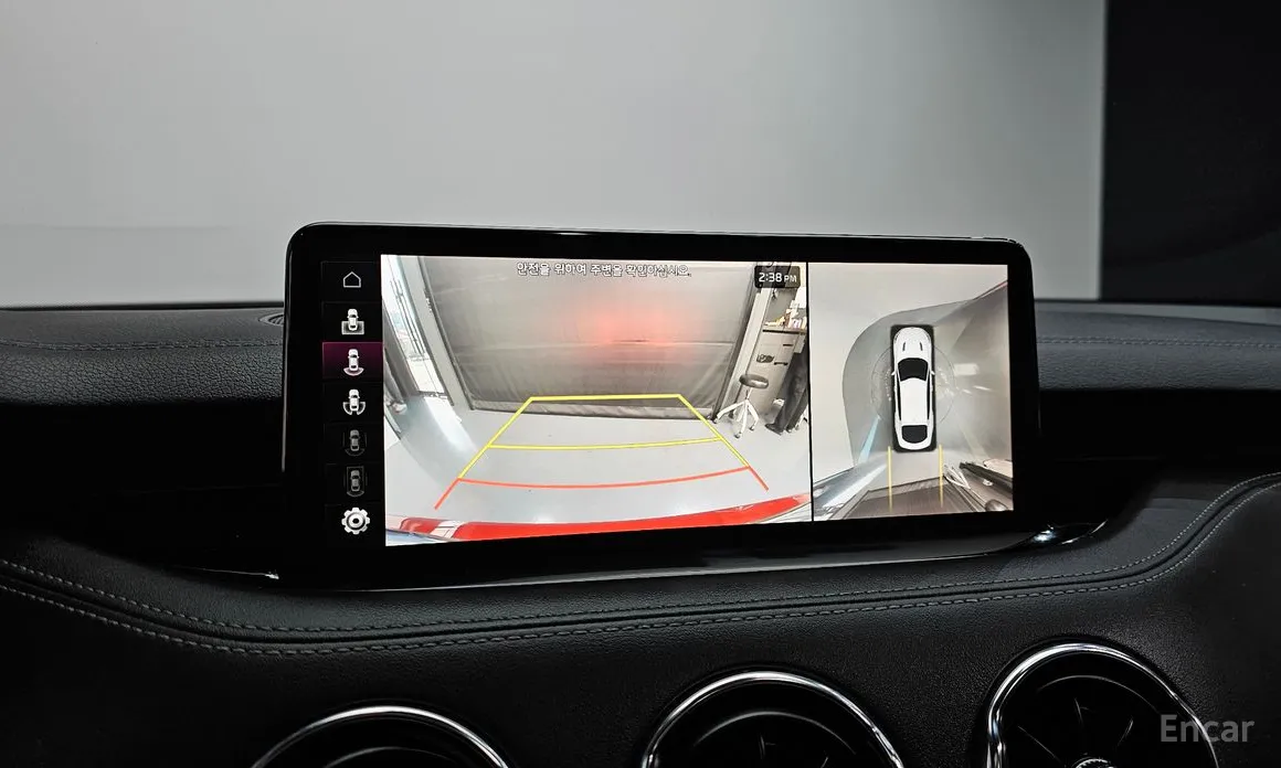 Фото 16 - Kia Stinger