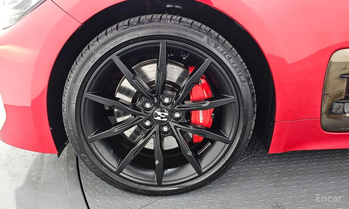 Фото 5 - Kia Stinger