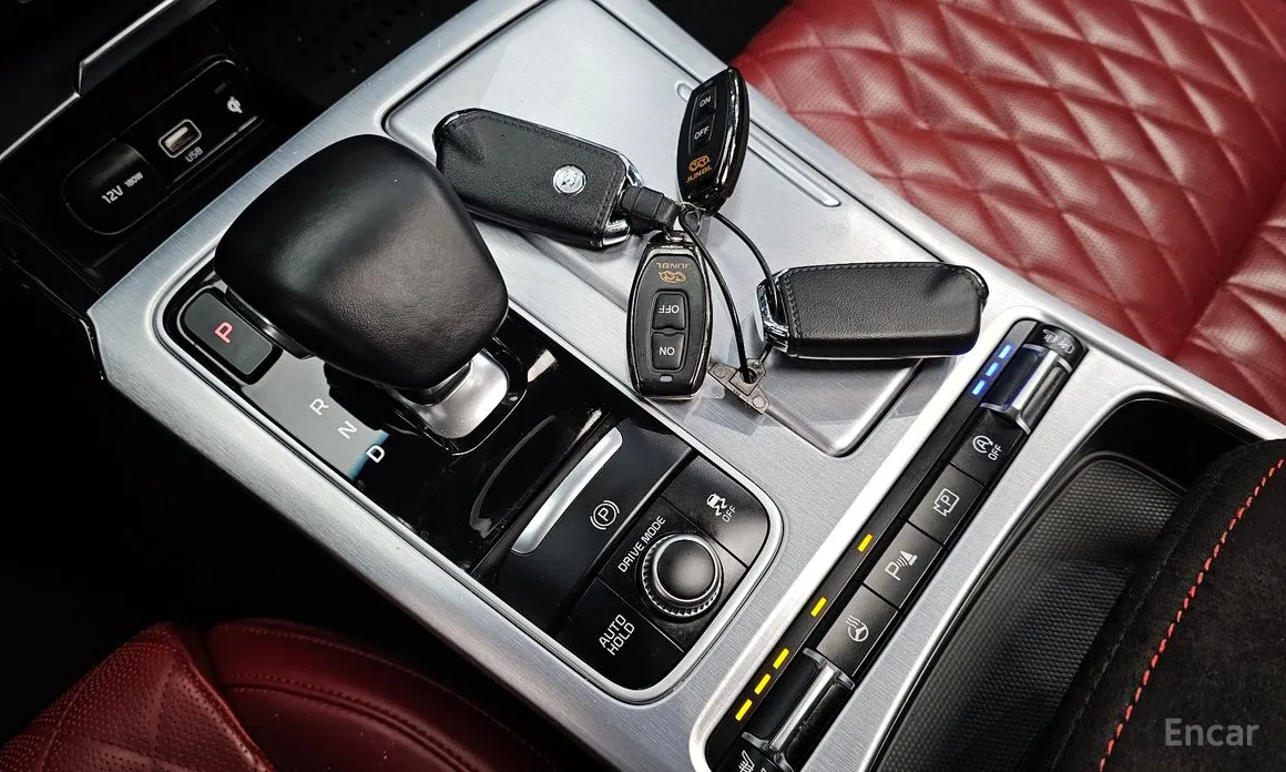 Фото 9 - Kia Stinger