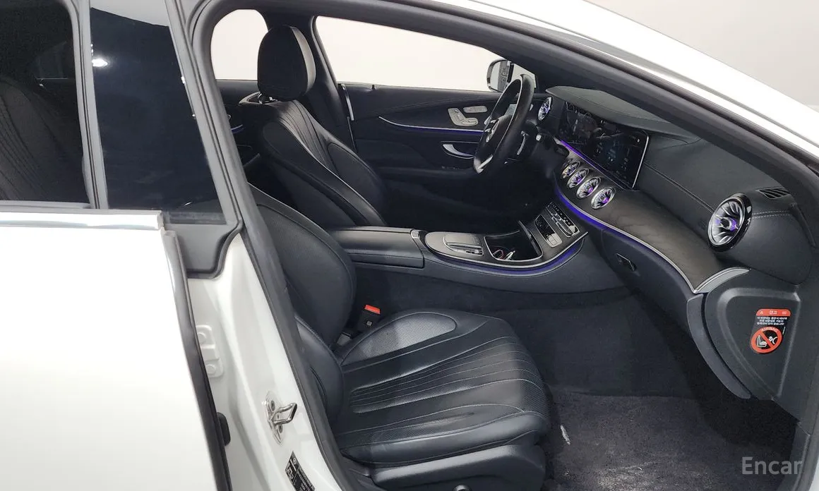 Фото 11 - Mercedes-Benz CLS-Class