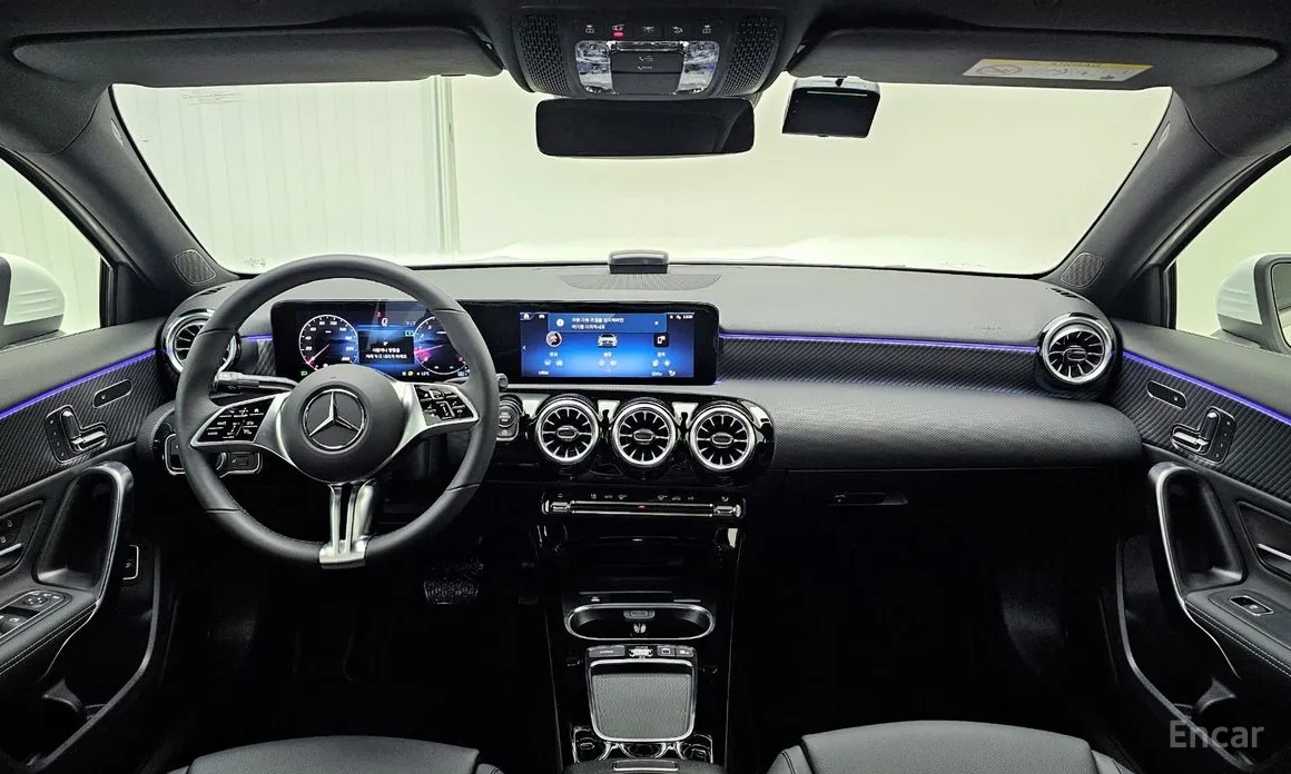 Фото 13 - Mercedes-Benz A-Class