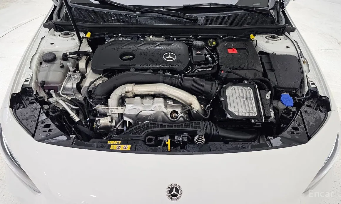 Фото 15 - Mercedes-Benz A-Class