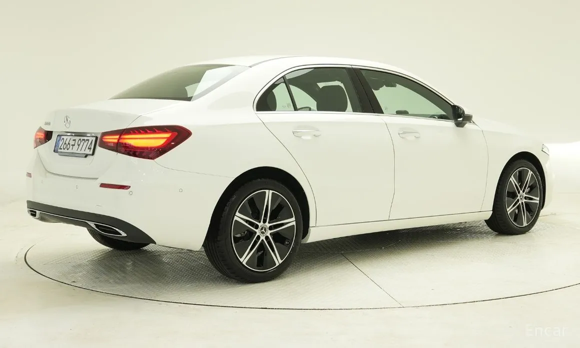 Фото 2 - Mercedes-Benz A-Class