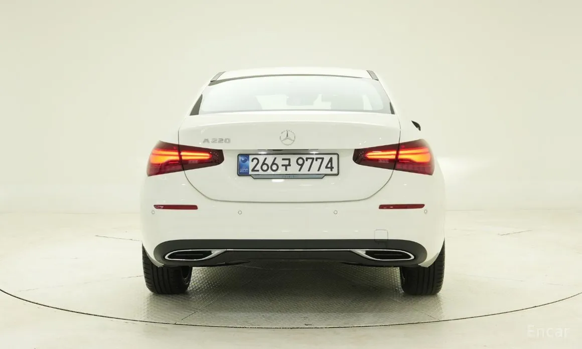 Фото 4 - Mercedes-Benz A-Class
