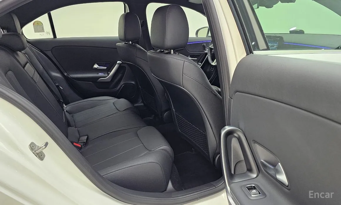 Фото 9 - Mercedes-Benz A-Class