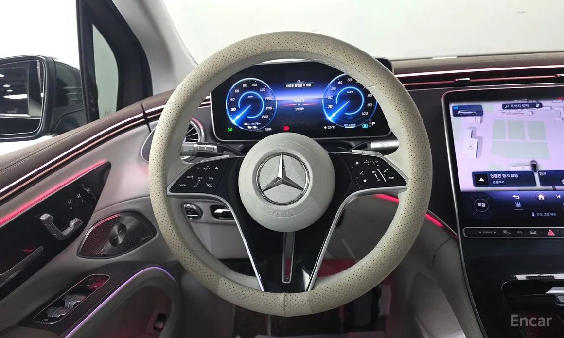 Фото 13 - Mercedes-Benz EQS