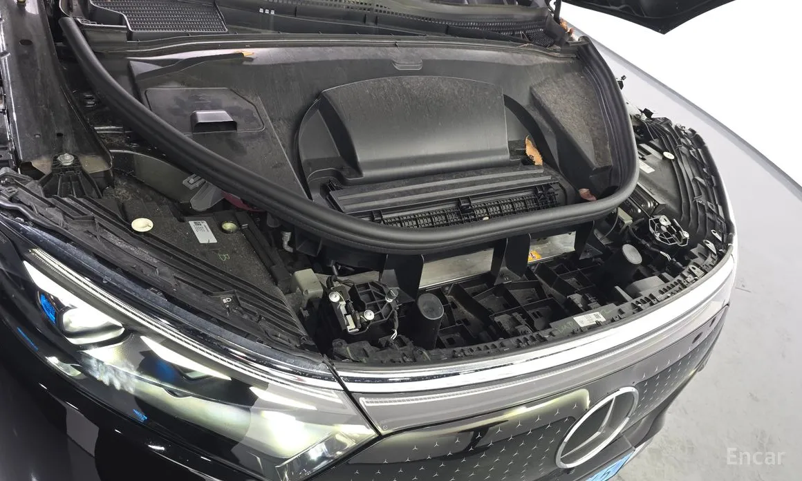 Фото 6 - Mercedes-Benz EQS