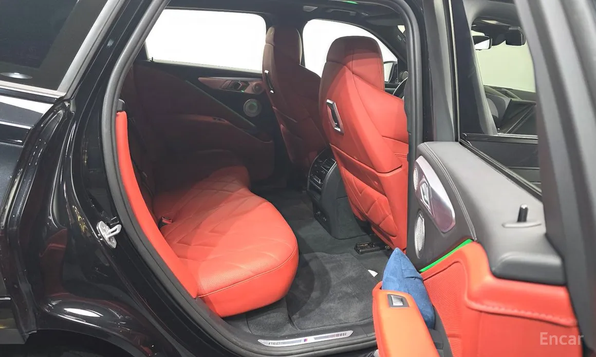 Фото 12 - BMW XM