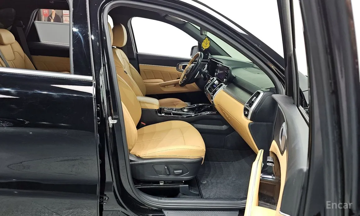 Фото 12 - Kia Sorento