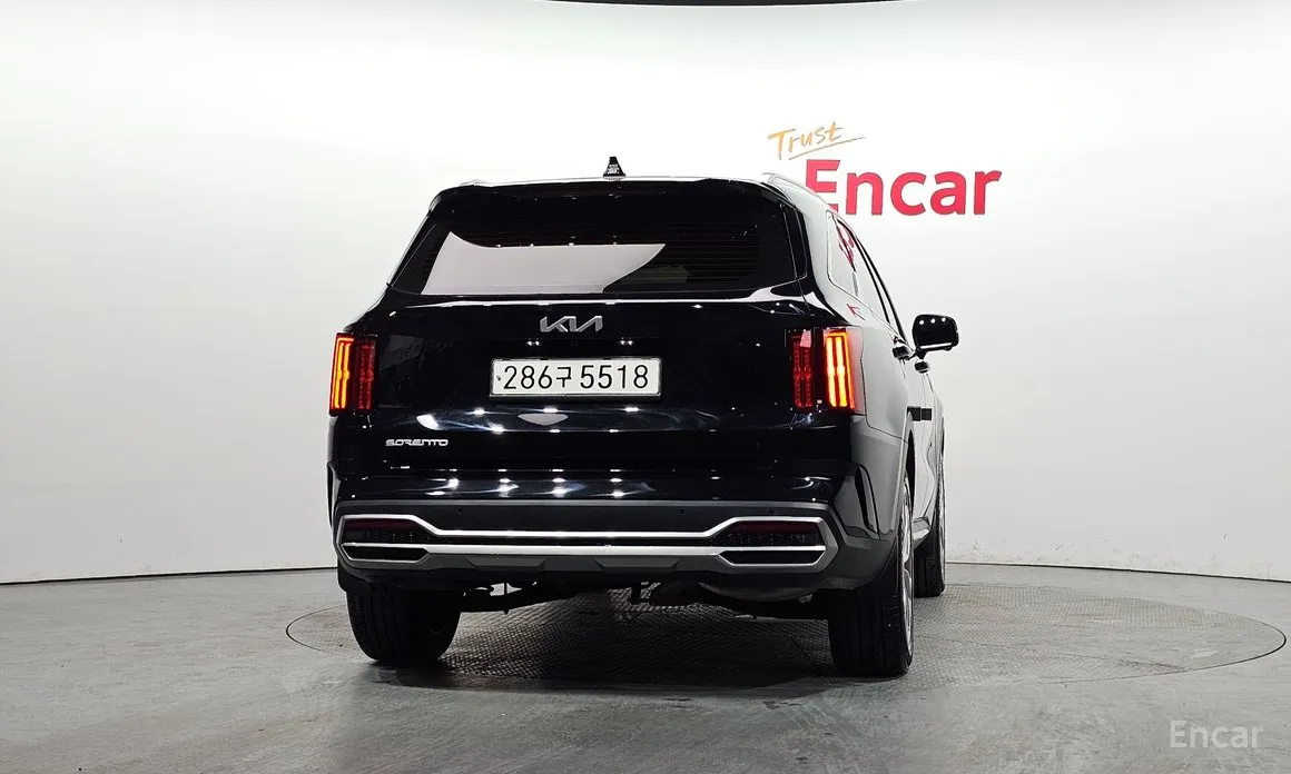 Фото 4 - Kia Sorento