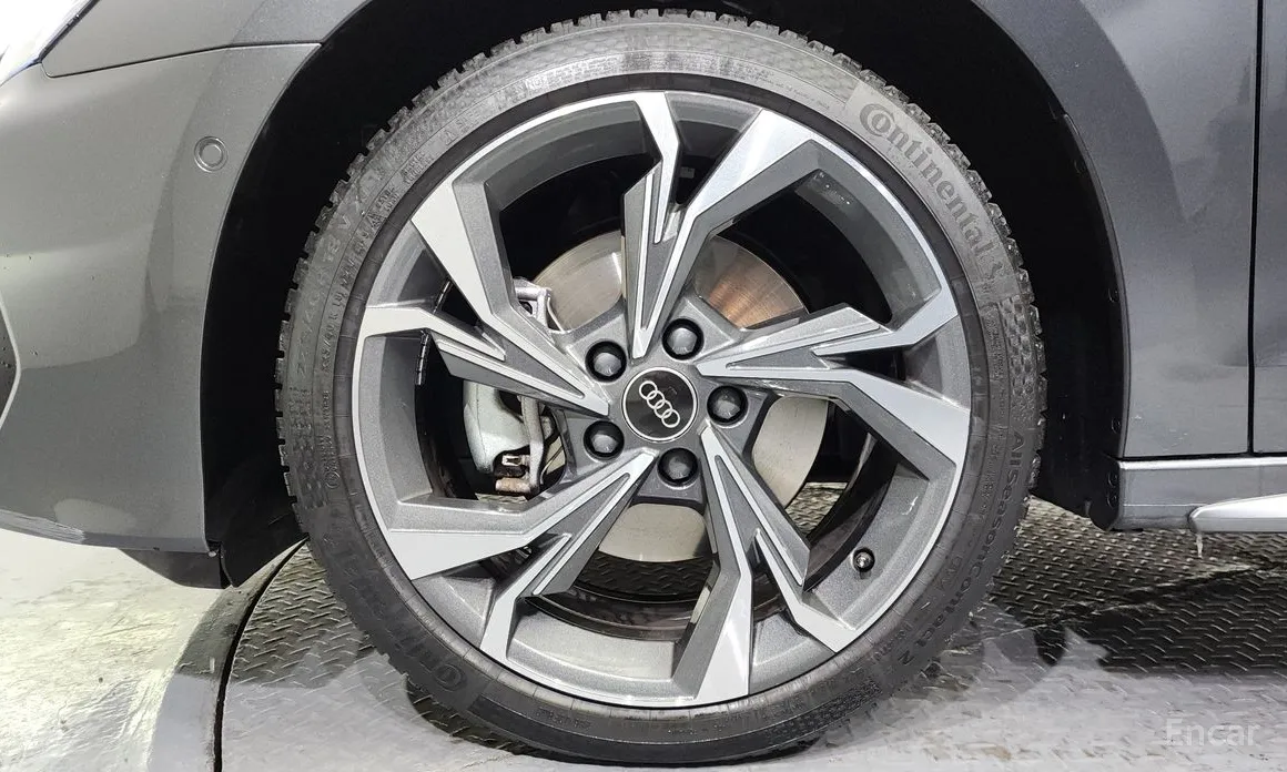 Фото 5 - Audi A3