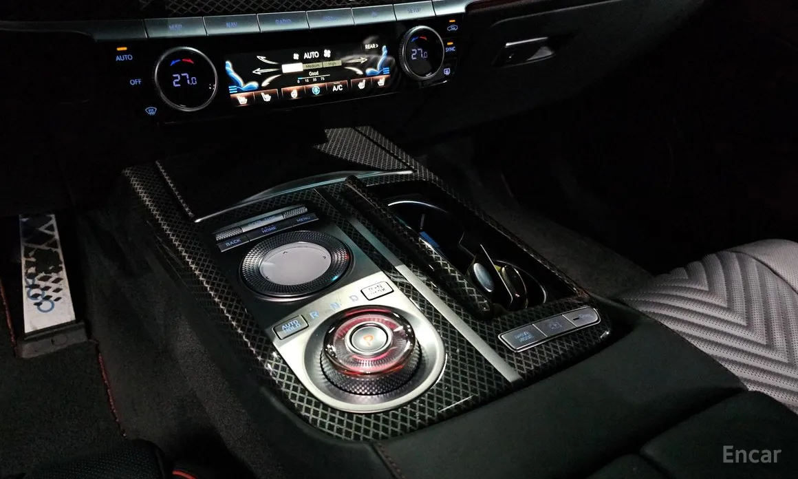 Фото 9 - Genesis G80
