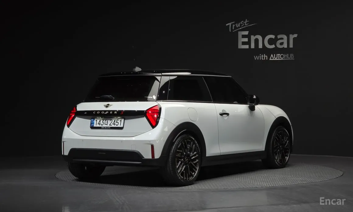 Фото 2 - Mini Cooper