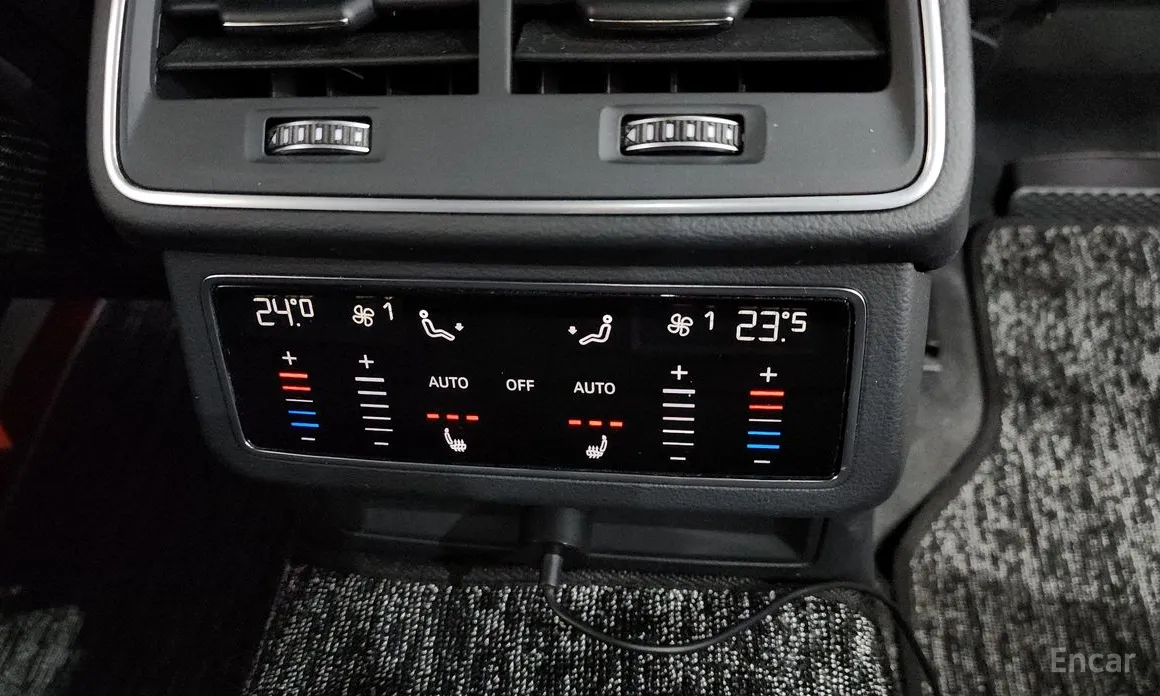 Фото 18 - Audi A6