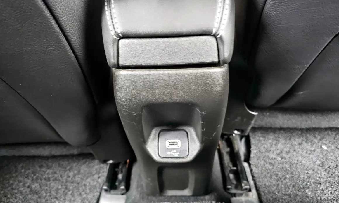 Фото 18 - Jeep Renegade