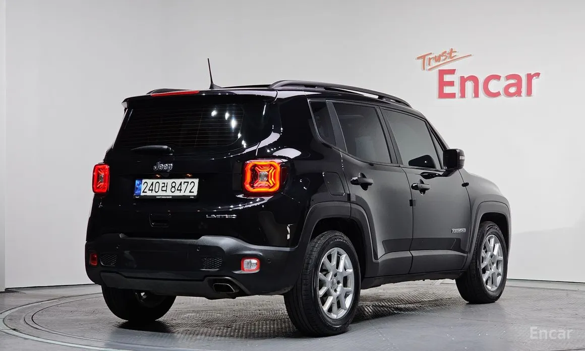 Фото 2 - Jeep Renegade