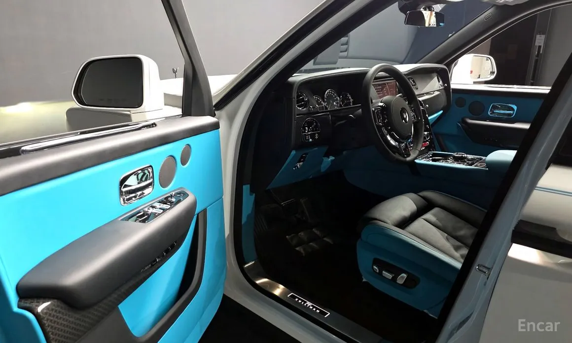 Фото 10 - Rolls-Royce Cullinan