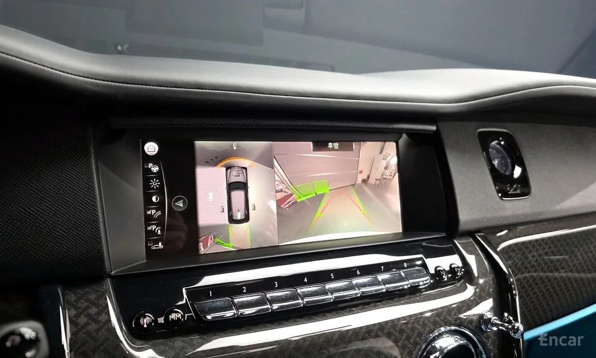 Фото 15 - Rolls-Royce Cullinan