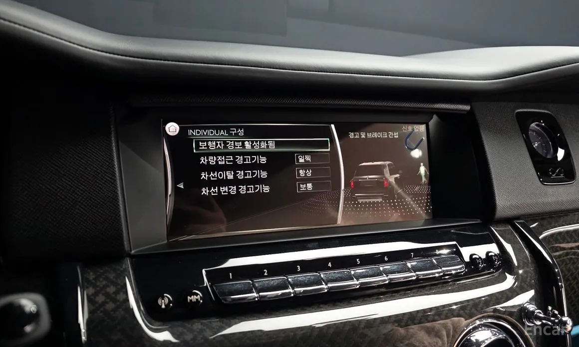 Фото 16 - Rolls-Royce Cullinan