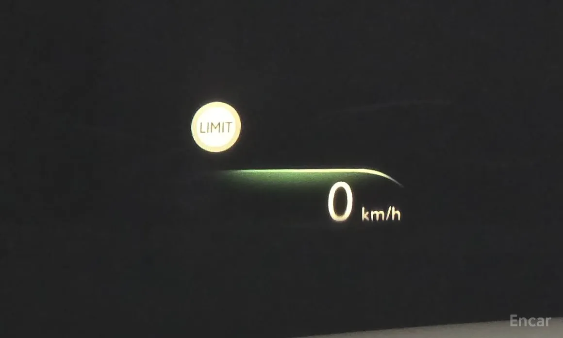 Фото 17 - Rolls-Royce Cullinan