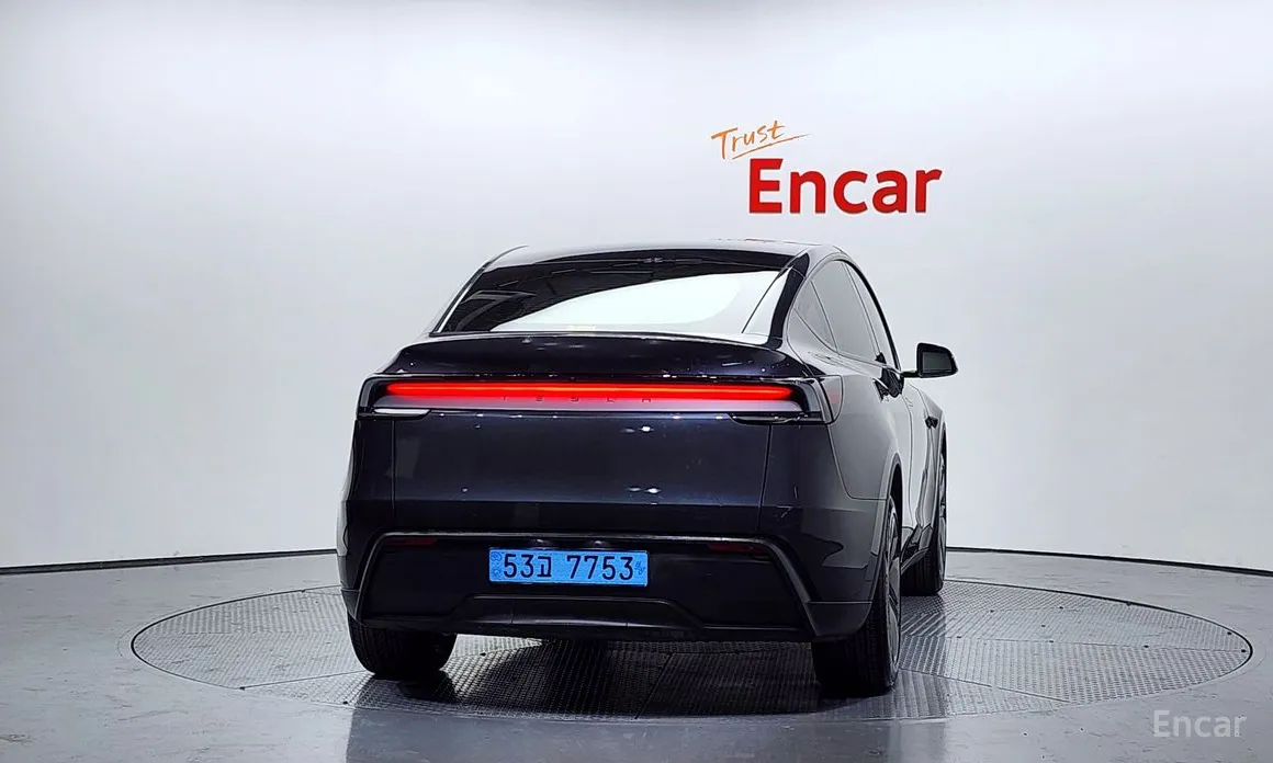 Фото 4 - Tesla Model Y