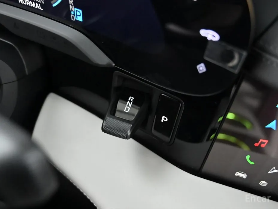 Фото 9 - Porsche Taycan