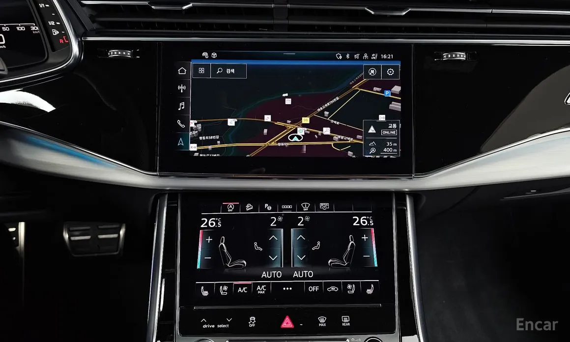 Фото 14 - Audi Q8