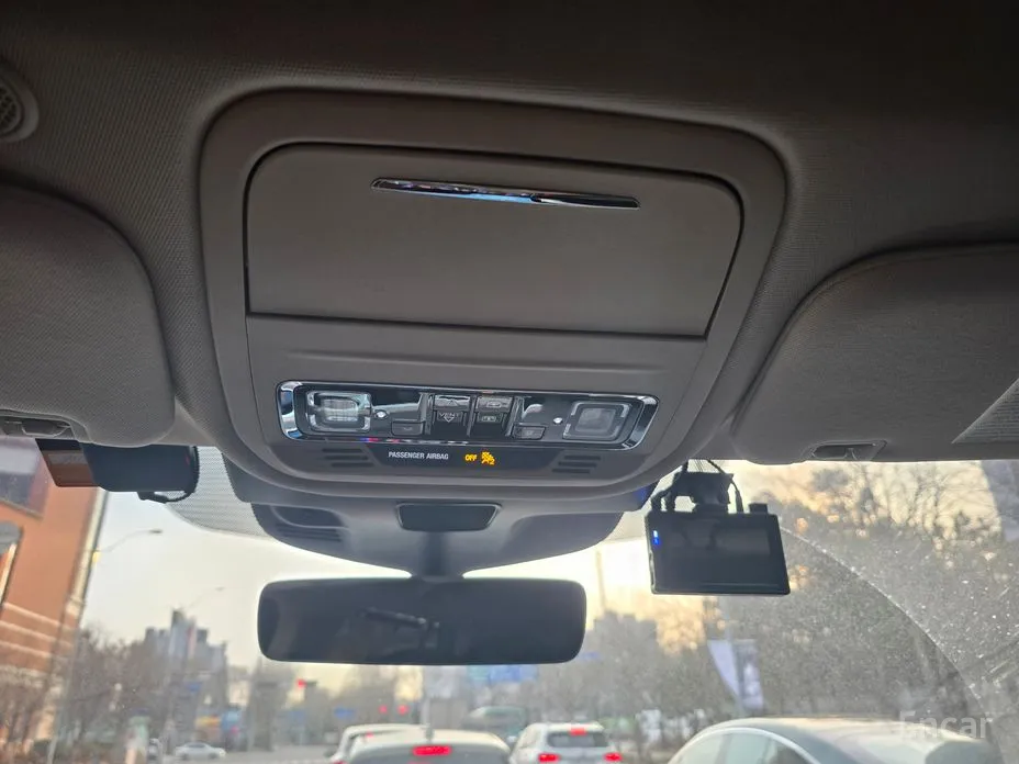 Фото 5 - Lincoln Aviator