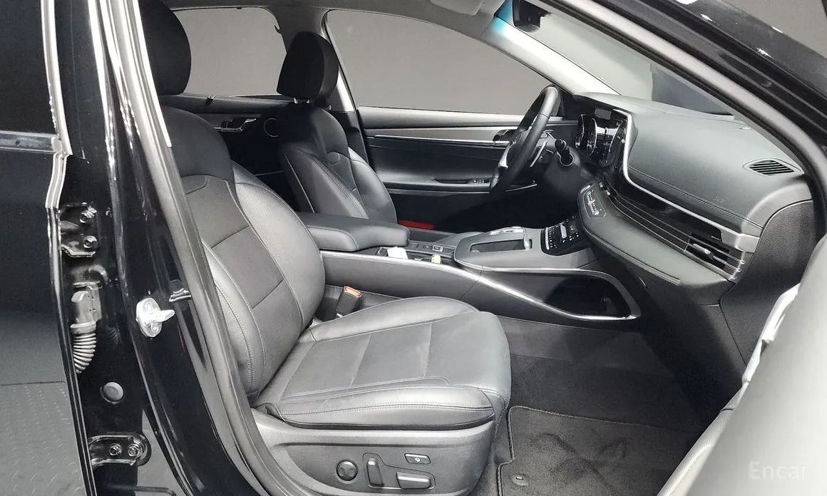 Фото 11 - Hyundai Grandeur