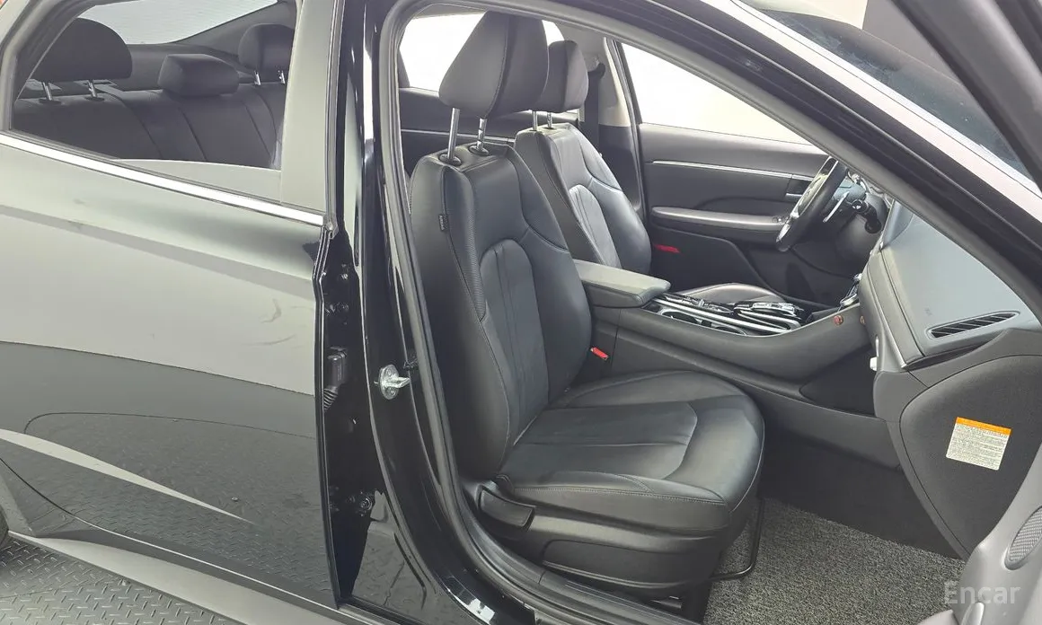 Фото 12 - Hyundai Sonata