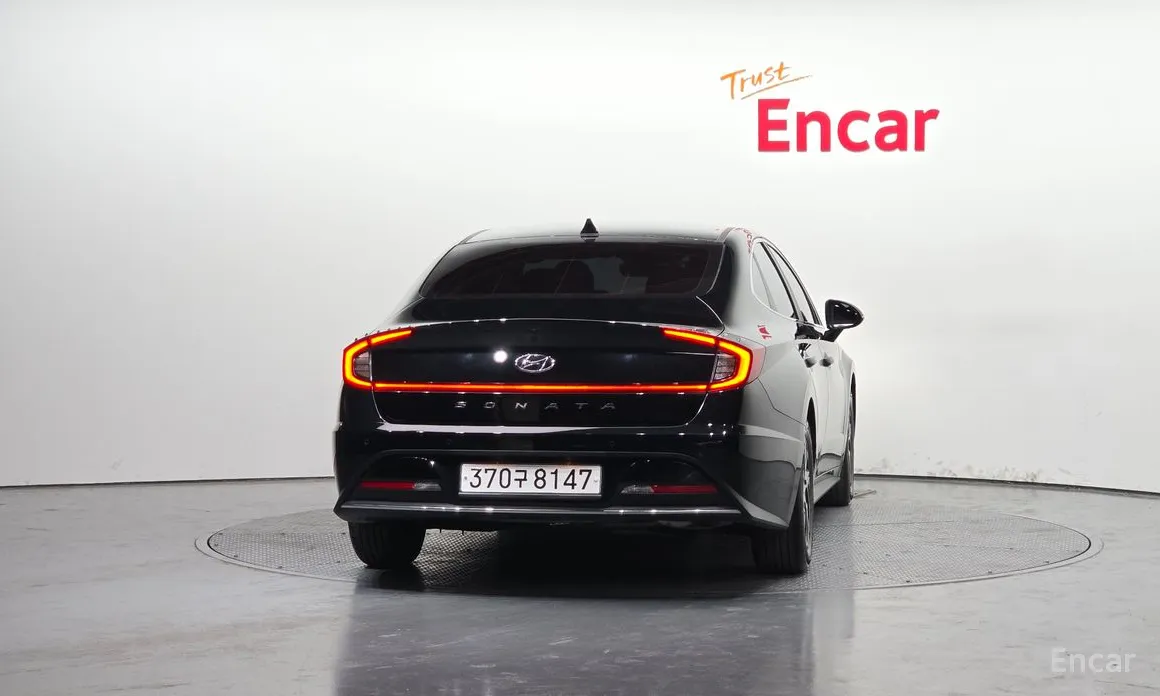 Фото 4 - Hyundai Sonata