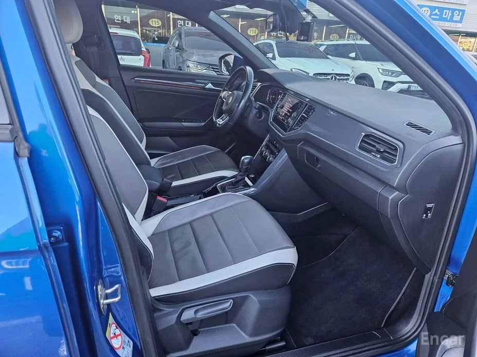 Фото 18 - Volkswagen T-Roc