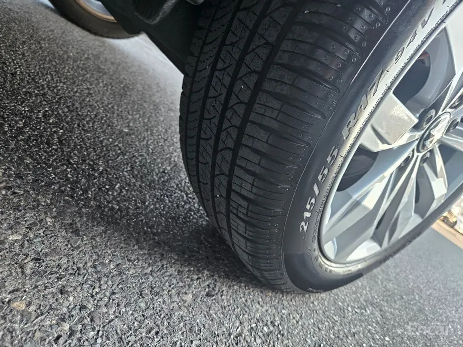 Фото 5 - Volkswagen T-Roc