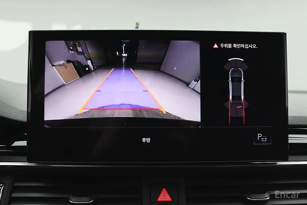 Фото 18 - Audi A4