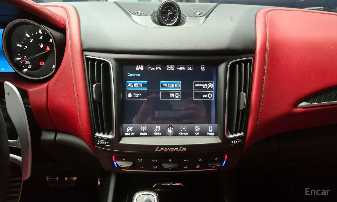 Фото 14 - Maserati Levante